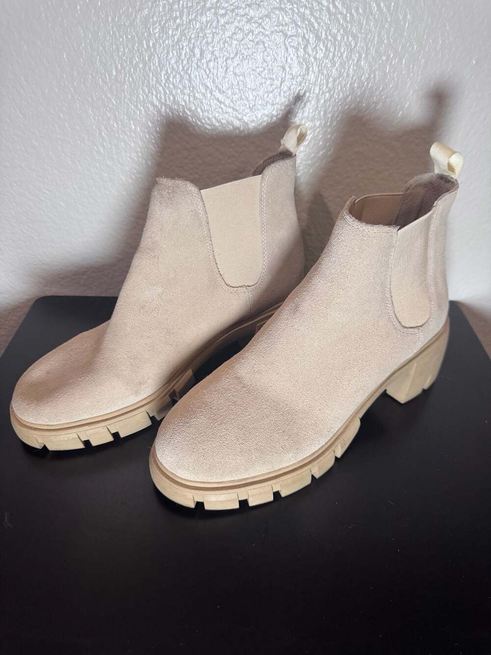Steve Madden Howler Chelsea Boots Size 10M
